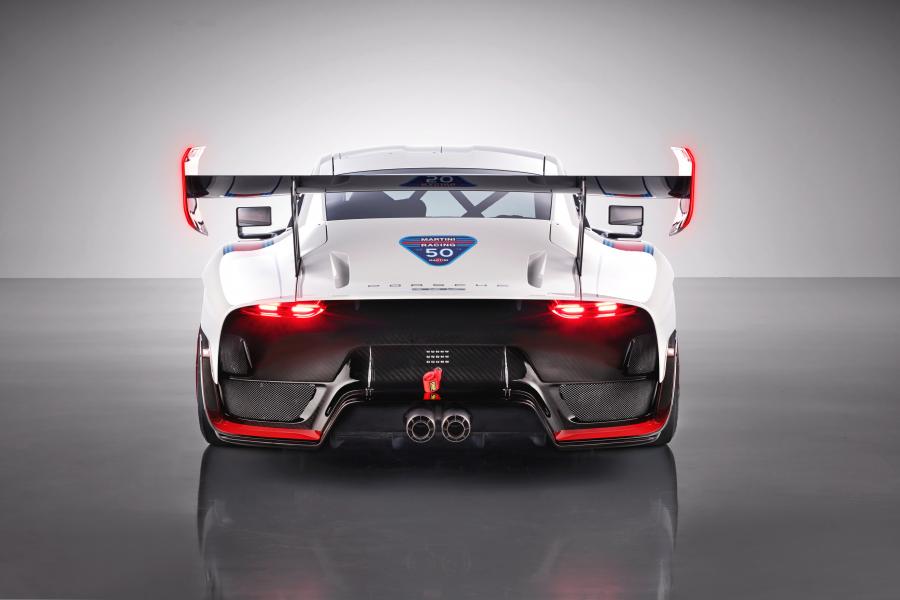  Porsche 935 (991) 2019 года  (фото 48 из 73)